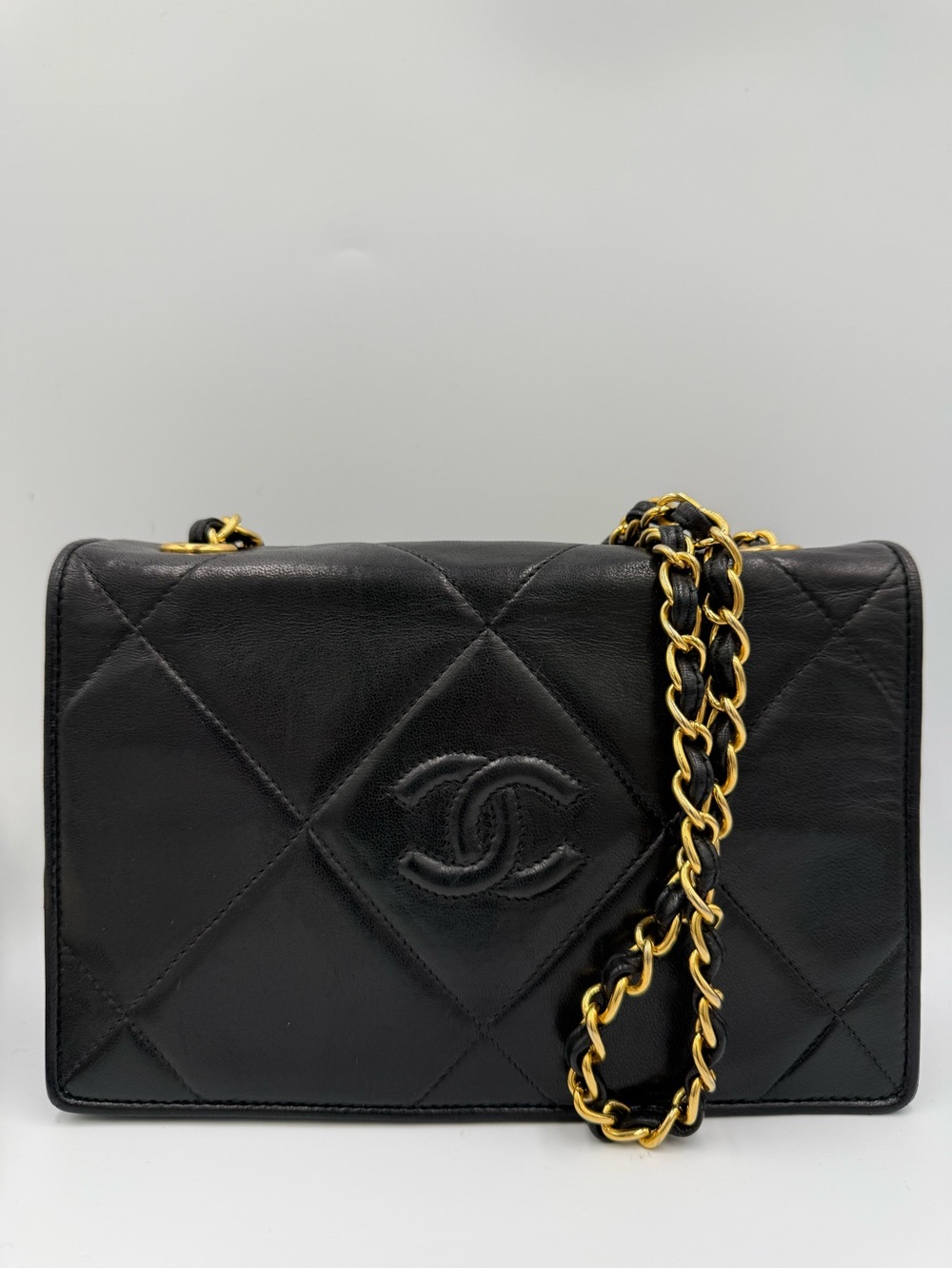 CHANEL Black Quilted Leather Diamond Lock Shoulder Bag with Gold Chain Strap